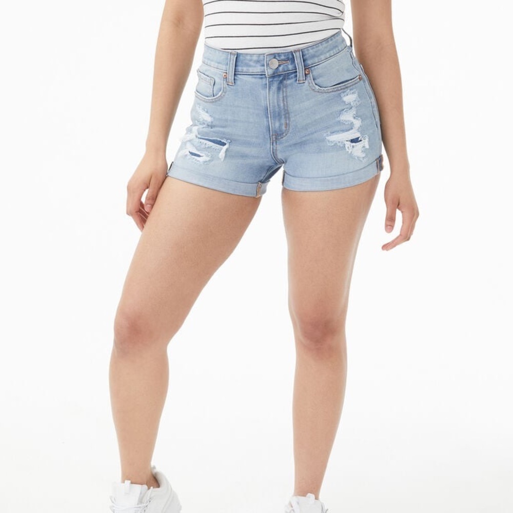 Aeropostale Flex Effects High-Rise Light Wash Denim Midi Shorts size 6